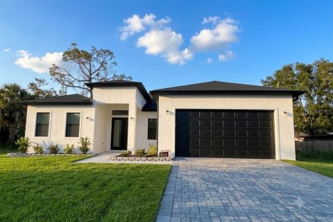 House in North Port, Florida 4 bedrooms, 183.48 sq.m. № 2209497