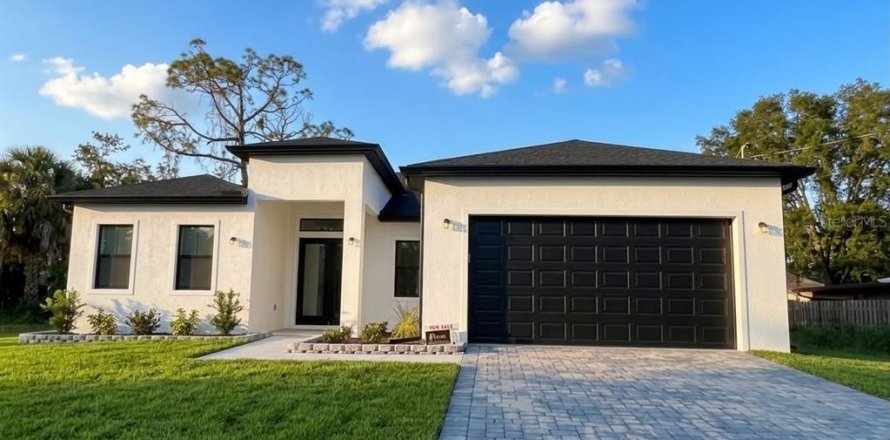 Casa en North Port, Florida 4 dormitorios, 183.48 m2 № 2209497