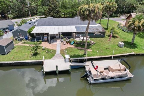 Casa en venta en Crystal River, Florida, 3 dormitorios, 184.13 m2 № 1855483 - foto 4