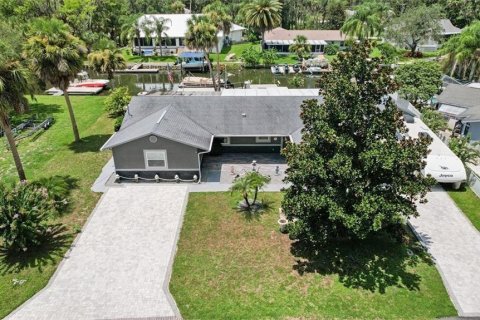 Casa en venta en Crystal River, Florida, 3 dormitorios, 184.13 m2 № 1855483 - foto 3