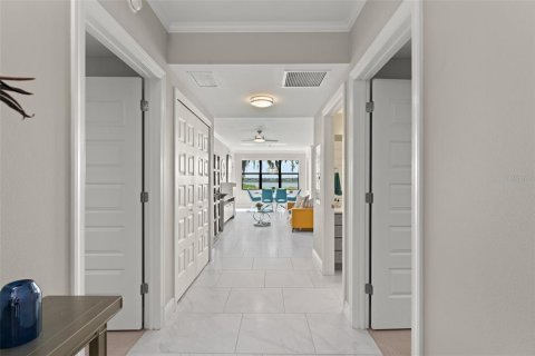Condominio en venta en Montverde, Florida, 3 dormitorios, 145.67 m2 № 1910616 - foto 4