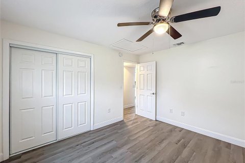 Duplex in Lakeland, Florida 2 bedrooms, 96.9 sq.m. № 1602565 - photo 10