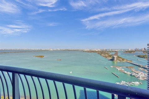 Condo in Miami, Florida, 2 bedrooms № 2169977 - photo 28