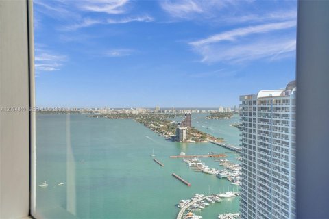 Condo in Miami, Florida, 2 bedrooms № 2169977 - photo 14