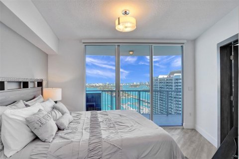 Condo in Miami, Florida, 2 bedrooms № 2169977 - photo 18