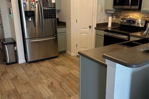 Townhouse in Plant City, Florida 3 bedrooms, 153.2 sq.m. № 1838402 - photo 8