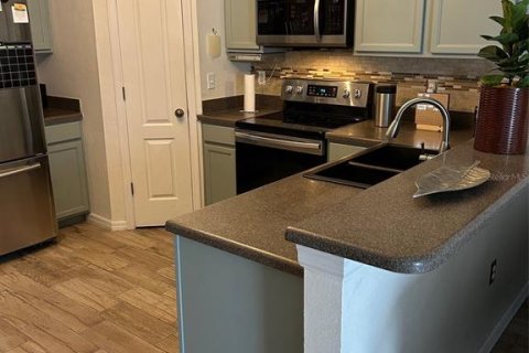 Townhouse in Plant City, Florida 3 bedrooms, 153.2 sq.m. № 1838402 - photo 9