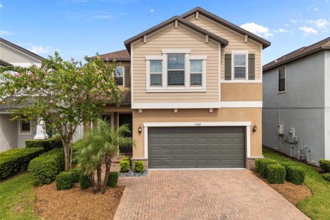 House in Land O' Lakes, Florida 4 bedrooms, 216.83 sq.m. № 1906976 - photo 9