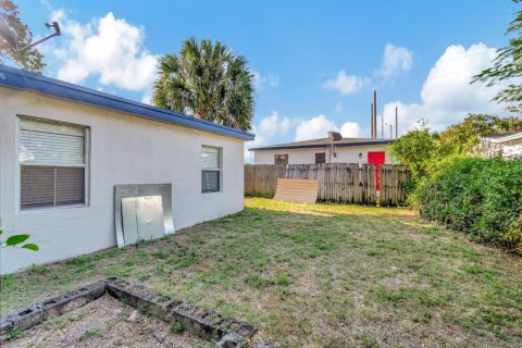 Immobilier commercial à vendre à Riviera Beach, Floride: 115.2 m2 № 1080772 - photo 1
