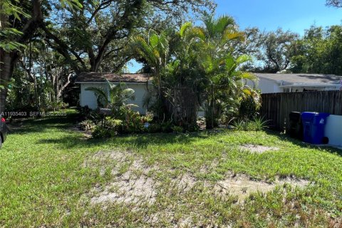 Casa en alquiler en Fort Lauderdale, Florida, 2 dormitorios, 82.87 m2 № 1993571 - foto 19