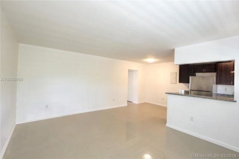 Copropriété à vendre à North Miami, Floride: 1 chambre, 65.5 m2 № 2084508 - photo 5