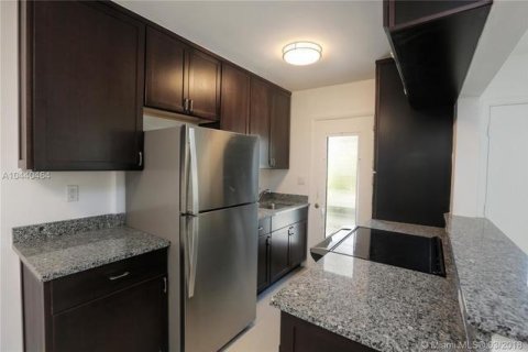 Copropriété à vendre à North Miami, Floride: 1 chambre, 65.5 m2 № 2084508 - photo 3