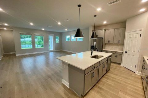 Снять в аренду виллу или дом в Парриш, Флорида 5 комнат, 181.44м2, № 1854143 - фото 10