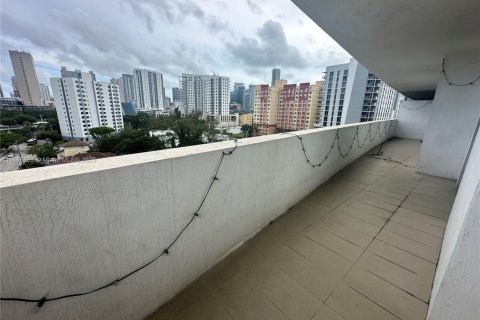 Copropriété à vendre à Miami, Floride: 2 chambres, 88.26 m2 № 1895392 - photo 4