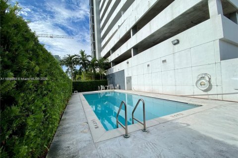 Copropriété à vendre à Miami, Floride: 2 chambres, 88.26 m2 № 1895392 - photo 23