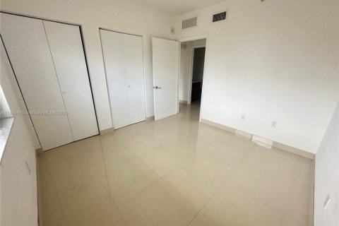 Copropriété à vendre à Miami, Floride: 2 chambres, 88.26 m2 № 1895392 - photo 13