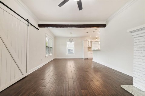 Casa en alquiler en Tampa, Florida, 4 dormitorios, 170.01 m2 № 1910372 - foto 10