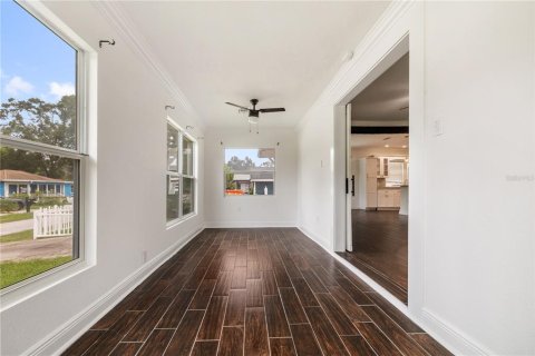 Casa en alquiler en Tampa, Florida, 4 dormitorios, 170.01 m2 № 1910372 - foto 11