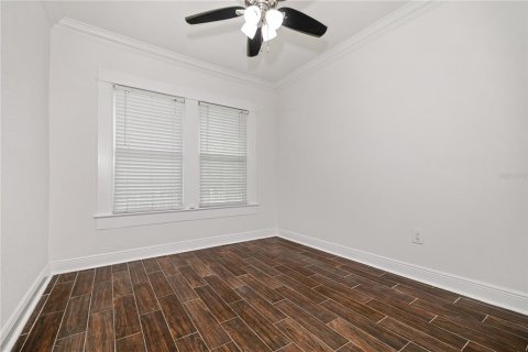 Casa en alquiler en Tampa, Florida, 4 dormitorios, 170.01 m2 № 1910372 - foto 15