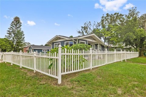 Casa en alquiler en Tampa, Florida, 4 dormitorios, 170.01 m2 № 1910372 - foto 4