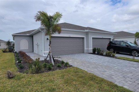 Casa en alquiler en Englewood, Florida, 3 dormitorios, 131.64 m2 № 1411147 - foto 1