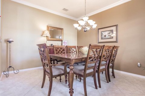 Casa en venta en West Palm Beach, Florida, 5 dormitorios, 263.01 m2 № 2265776 - foto 20