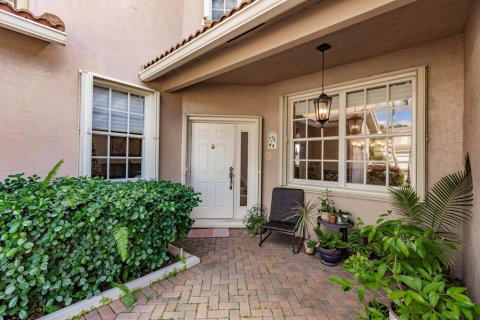 Casa en venta en West Palm Beach, Florida, 5 dormitorios, 263.01 m2 № 2265776 - foto 13