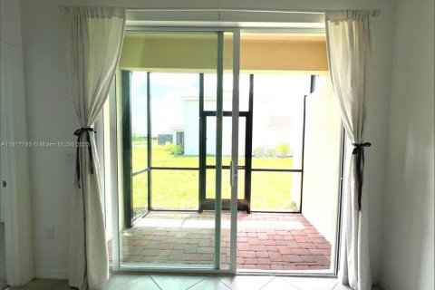 Villa ou maison à vendre à Naples, Floride: 3 chambres, 129.04 m2 № 1936178 - photo 26