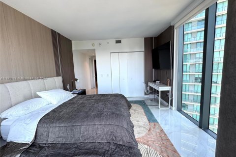 Condo in Miami, Florida, 3 bedrooms  № 1802491 - photo 11