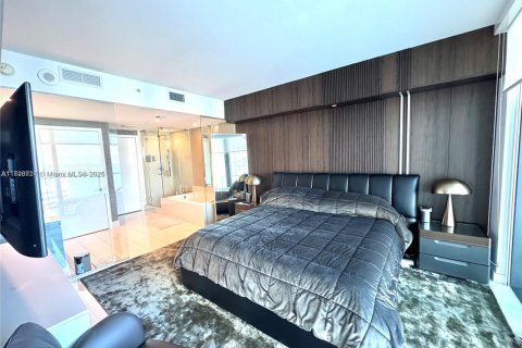 Condo in Miami, Florida, 3 bedrooms  № 1802491 - photo 23