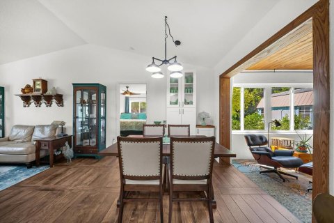 House in Venice, Florida 2 bedrooms, 103.77 sq.m. № 2391565 - photo 7
