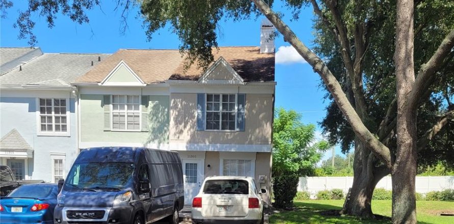 Adosado en Temple Terrace, Florida 2 dormitorios, 111.48 m2 № 2273331