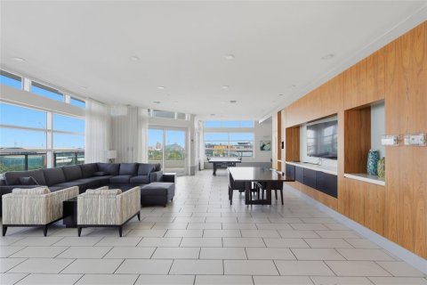 Condo in Tampa, Florida, 2 bedrooms  № 2319066 - photo 28