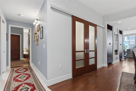 Condo in Tampa, Florida, 2 bedrooms  № 2319066 - photo 18