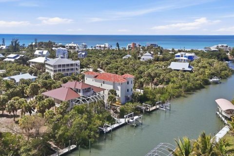 Villa ou maison à vendre à Placida, Floride: 3 chambres, 177.81 m2 № 2330583 - photo 6