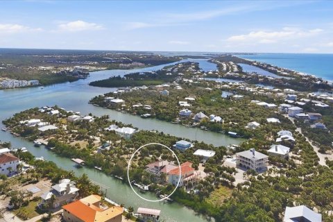 Villa ou maison à vendre à Placida, Floride: 3 chambres, 177.81 m2 № 2330583 - photo 4