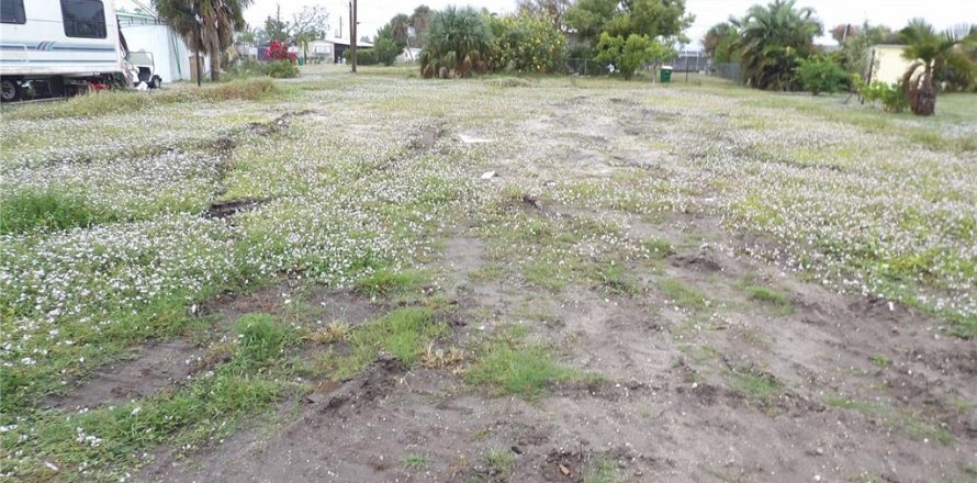 Land in Englewood, Florida № 1509015