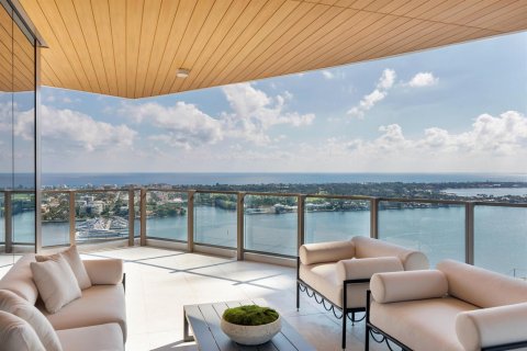 Condo in West Palm Beach, Florida, 4 bedrooms  № 2081567 - photo 23