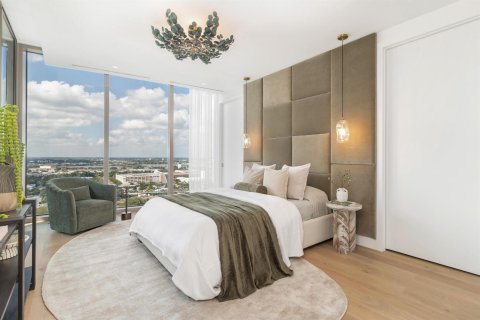 Condo in West Palm Beach, Florida, 4 bedrooms  № 2081567 - photo 14