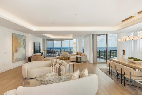 Condo in West Palm Beach, Florida, 4 bedrooms  № 2081567 - photo 2