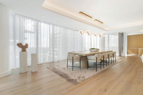 Condo in West Palm Beach, Florida, 4 bedrooms  № 2081567 - photo 4