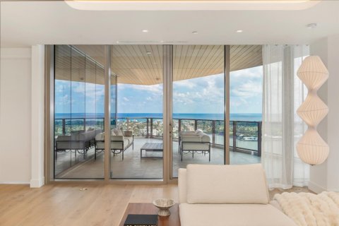 Condo in West Palm Beach, Florida, 4 bedrooms  № 2081567 - photo 3