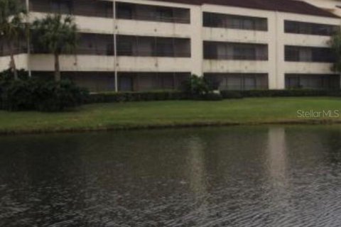 Condominio en alquiler en Tampa, Florida, 1 dormitorio, 76.37 m2 № 2148890 - foto 8