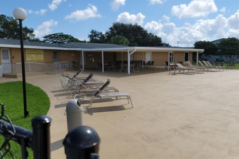 Condo in West Palm Beach, Florida, 1 bedroom  № 2169721 - photo 28
