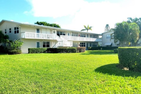 Condo in West Palm Beach, Florida, 1 bedroom  № 2169721 - photo 25