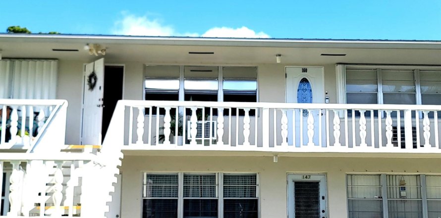 Condo in West Palm Beach, Florida, 1 bedroom  № 2169721
