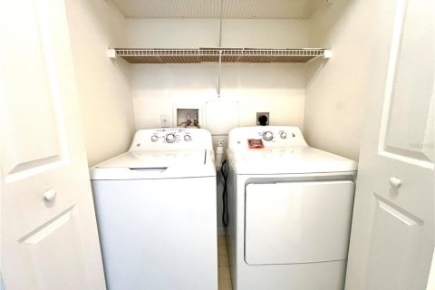 Condo in Sarasota, Florida, 3 bedrooms  № 2214364 - photo 27