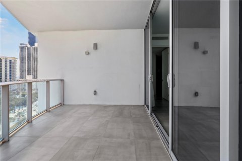 Condominio en alquiler en Sunny Isles Beach, Florida, 2 dormitorios, 155.33 m2 № 2029488 - foto 21