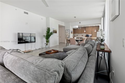 Condominio en alquiler en Sunny Isles Beach, Florida, 2 dormitorios, 155.33 m2 № 2029488 - foto 7
