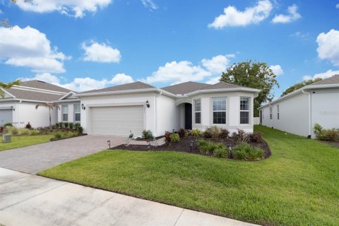 House in Orlando, Florida 4 bedrooms, 209.77 sq.m. № 2200562 - photo 2